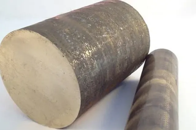 Large-diameter bronze bar with a bright machined face